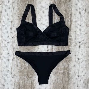 Black bikini